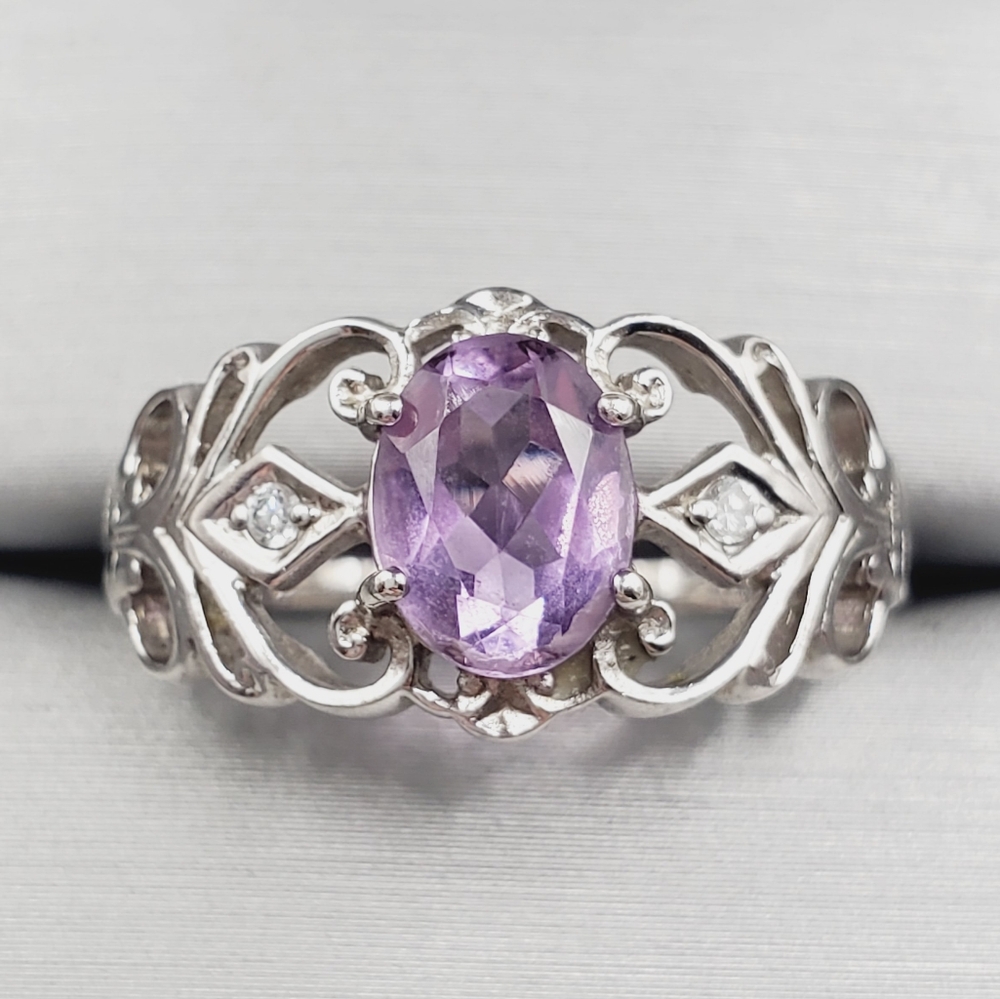 Genuine Oval Purple Amethyst & Diamond Simulants 925 Sterling Silver Orn…